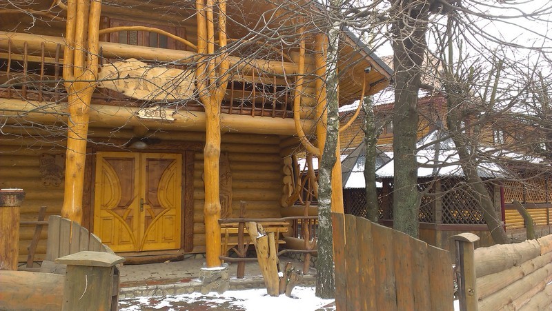 Звенислава та чіпок Коломия